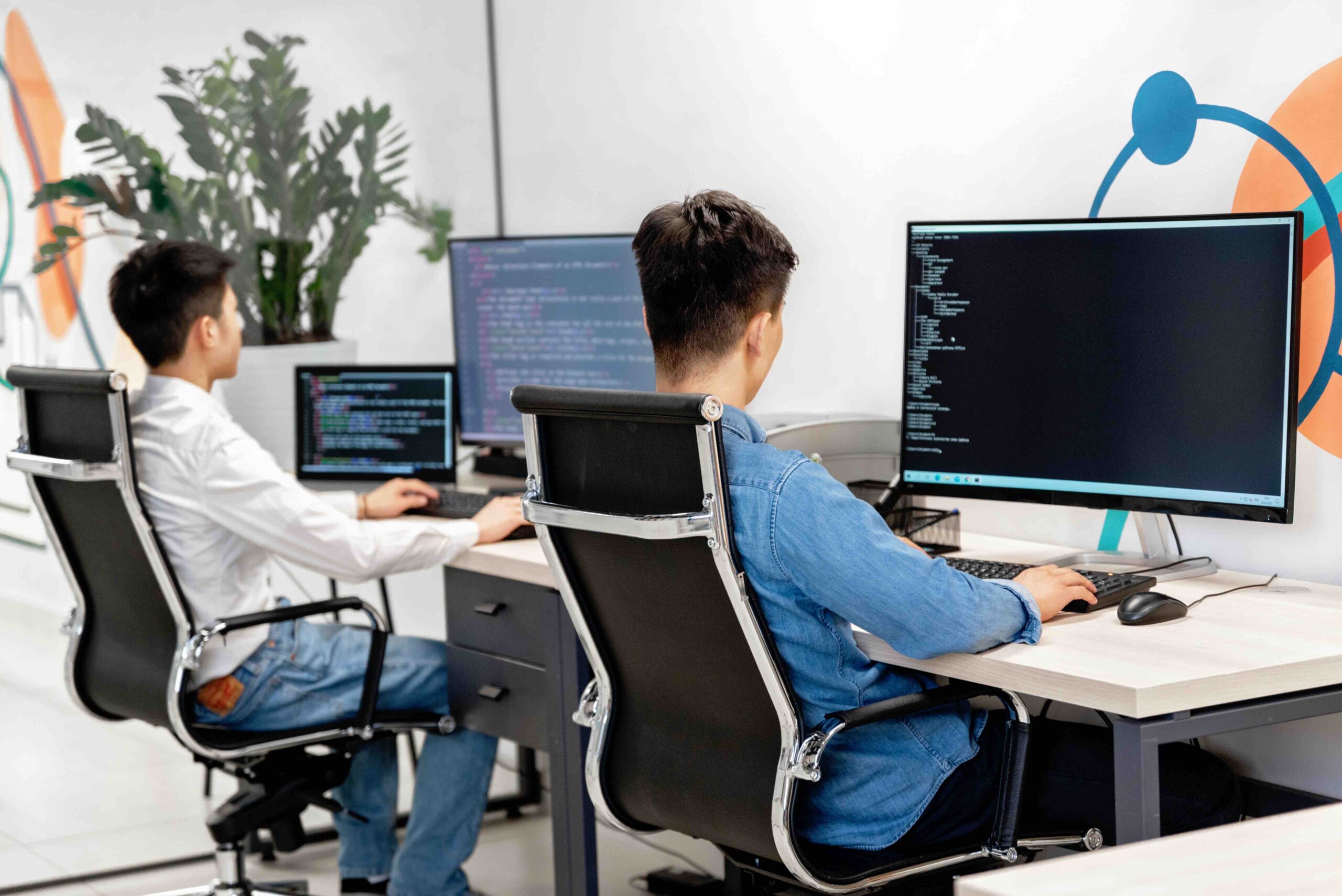 Article cover: Unveiling the Top Traits of a Successful Software Engineer – What it takes to Excel in the Competitive World of Tech